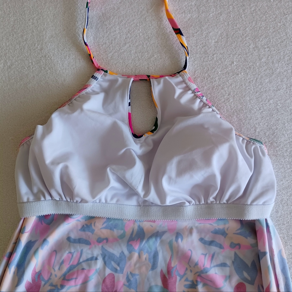 VENUS Bold Babe Multicolor Floral Tankini Top, Size M - Picture 11 of 13